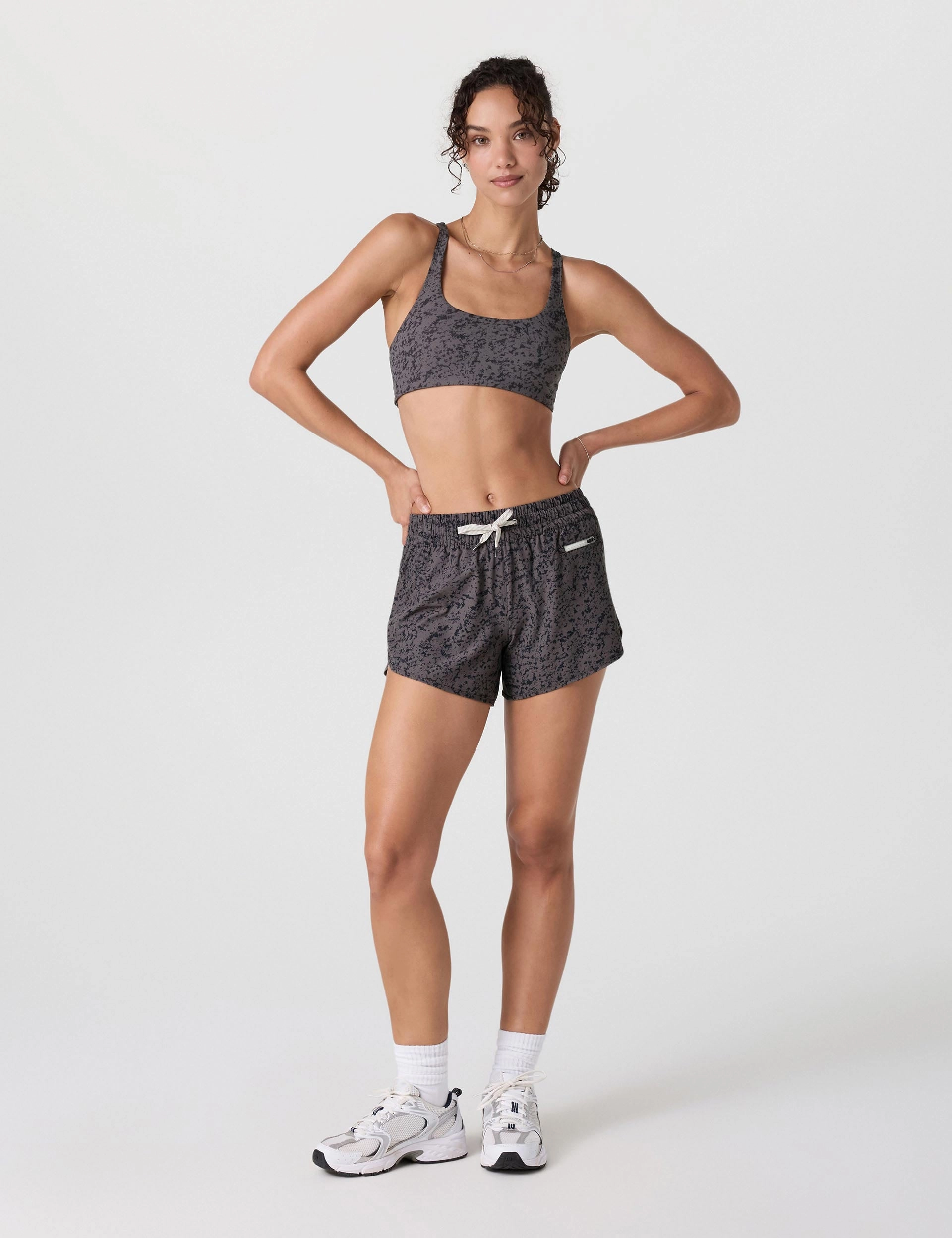 Clementine 4" Short 2.0 - Chia Stucco