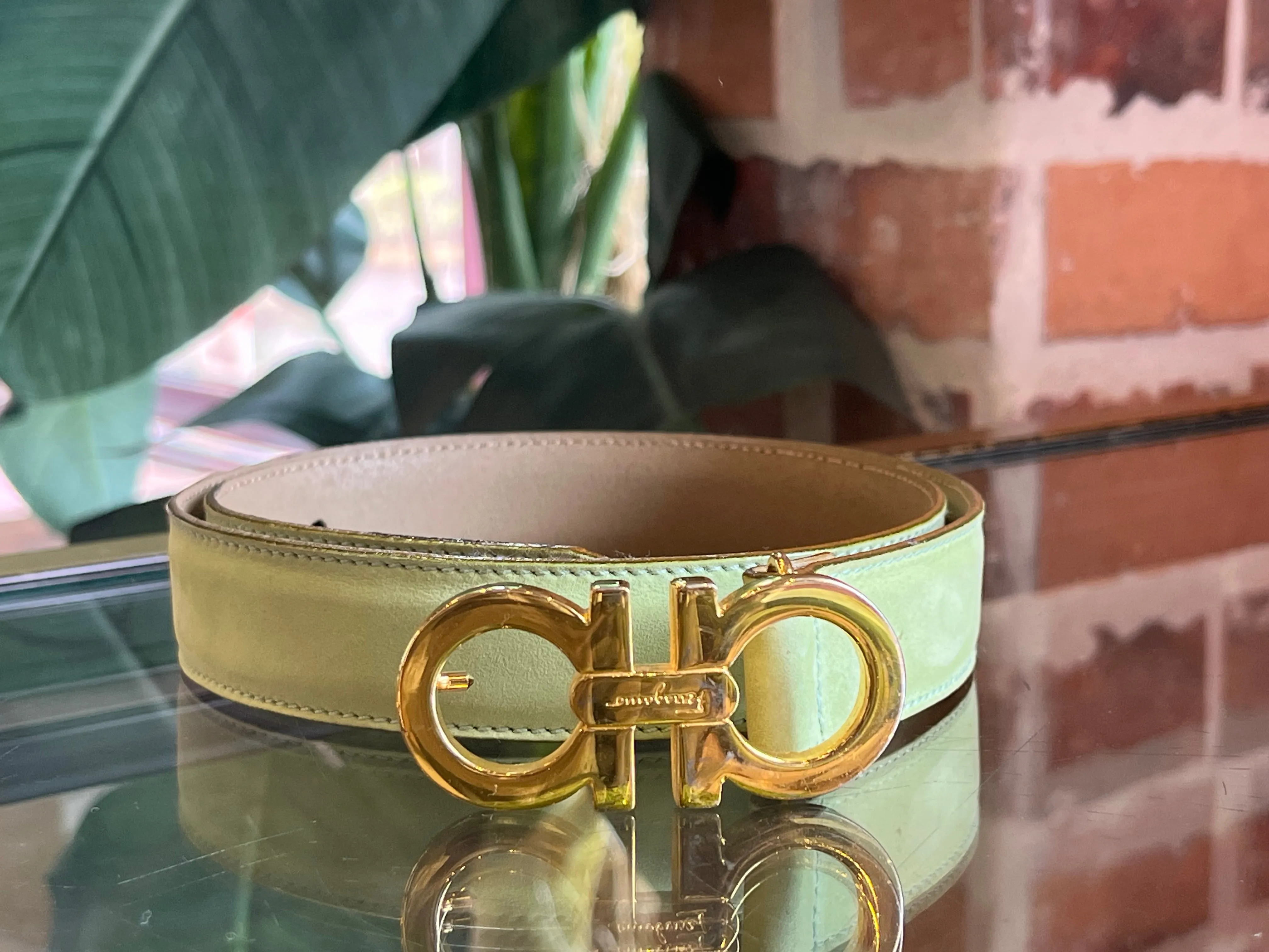 FERRAGAMO Green Suede Gancini Thin Belt Sz 70/28
