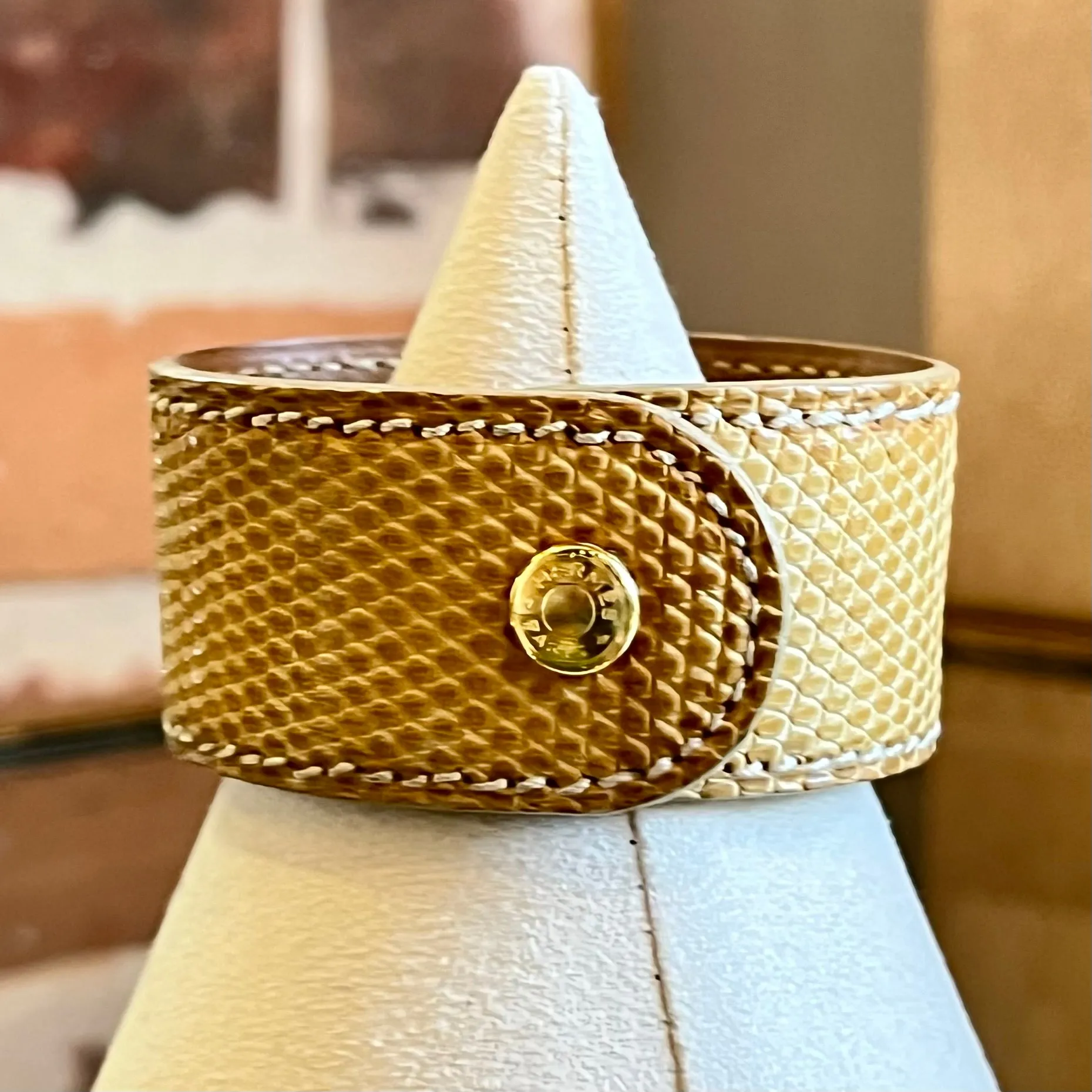 HERMES Medor Stud Shiny Varanus Niloticus Lizard Bracelet TS3988