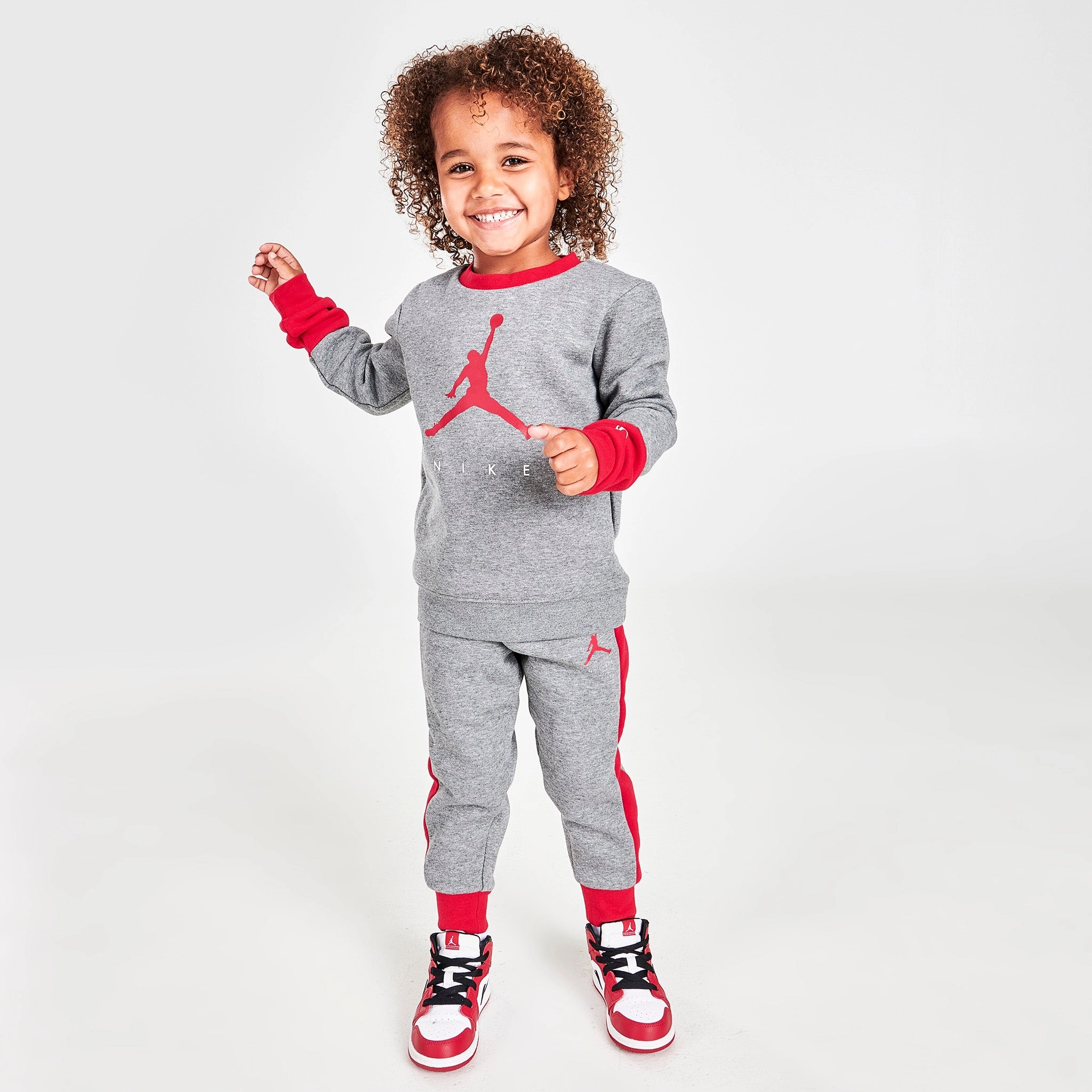 Jordan Child Boys' Crew and Pants Set / Carbon Heather
