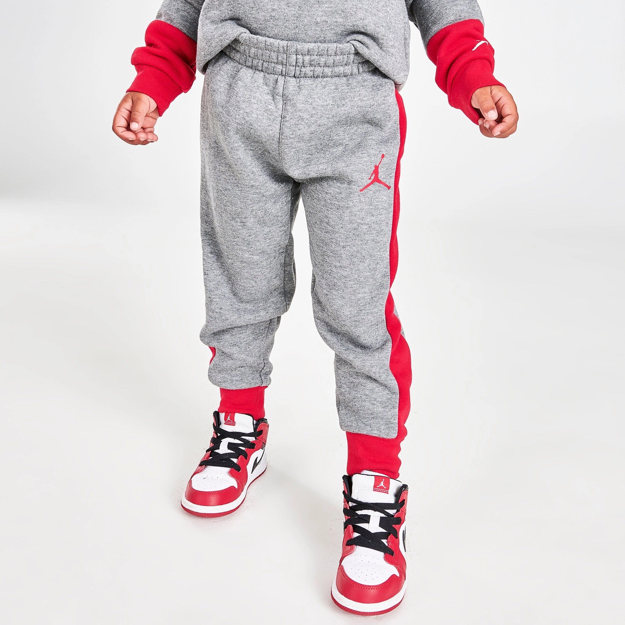 Jordan Child Boys' Crew and Pants Set / Carbon Heather