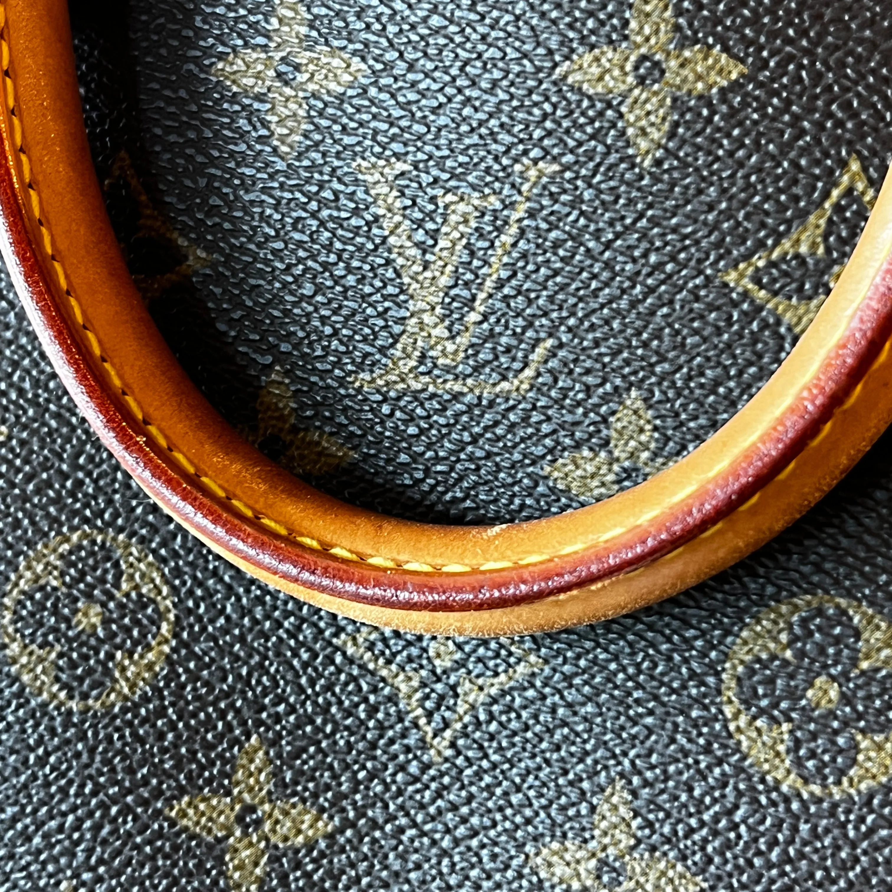LOUIS VUITTON Vintage Monogram Alma PM Handbag