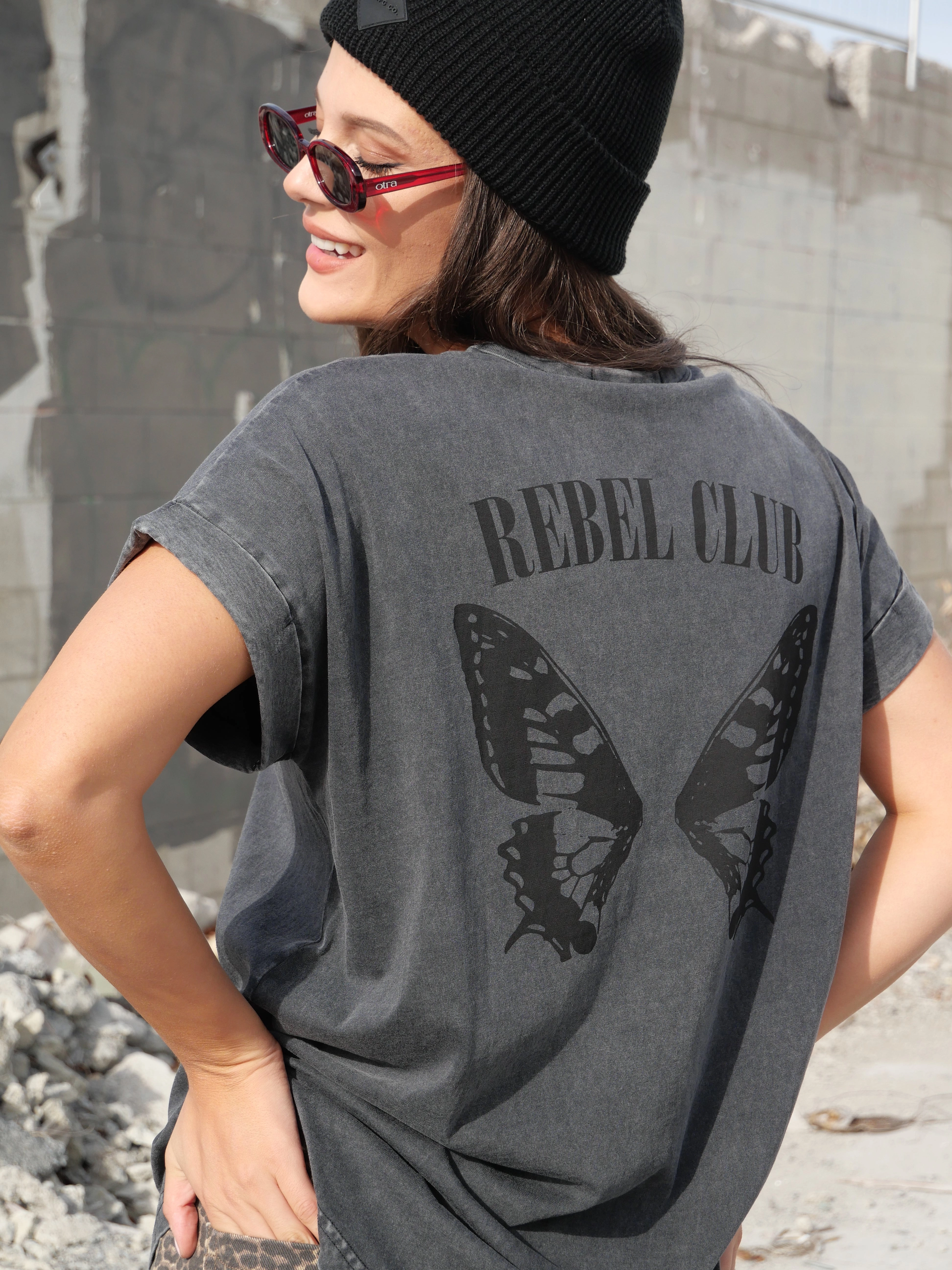 Rebel Club Butterfly Wings Capsleeve Tee Acid Black