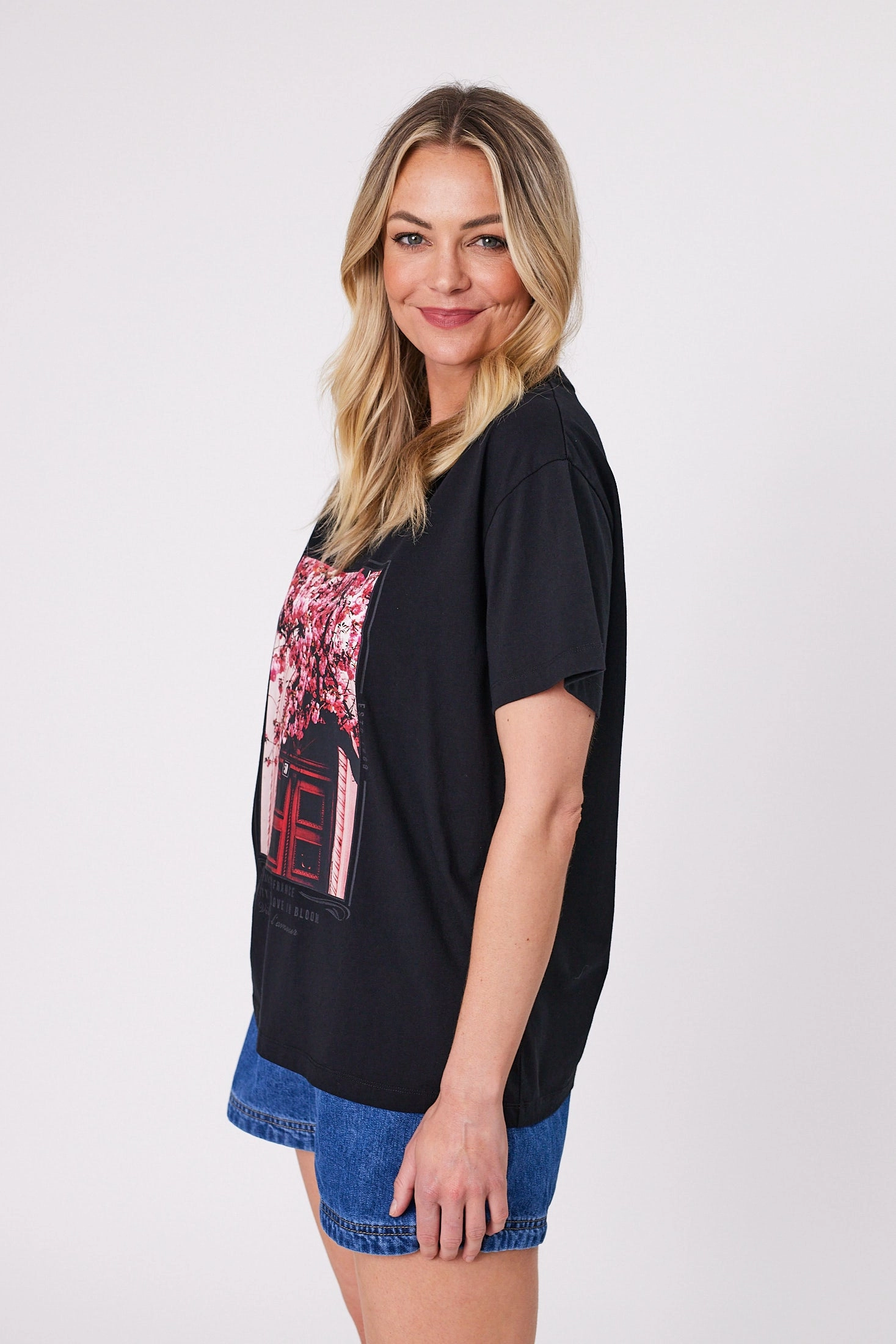 Shine On Label Blossom Belles Tee Black