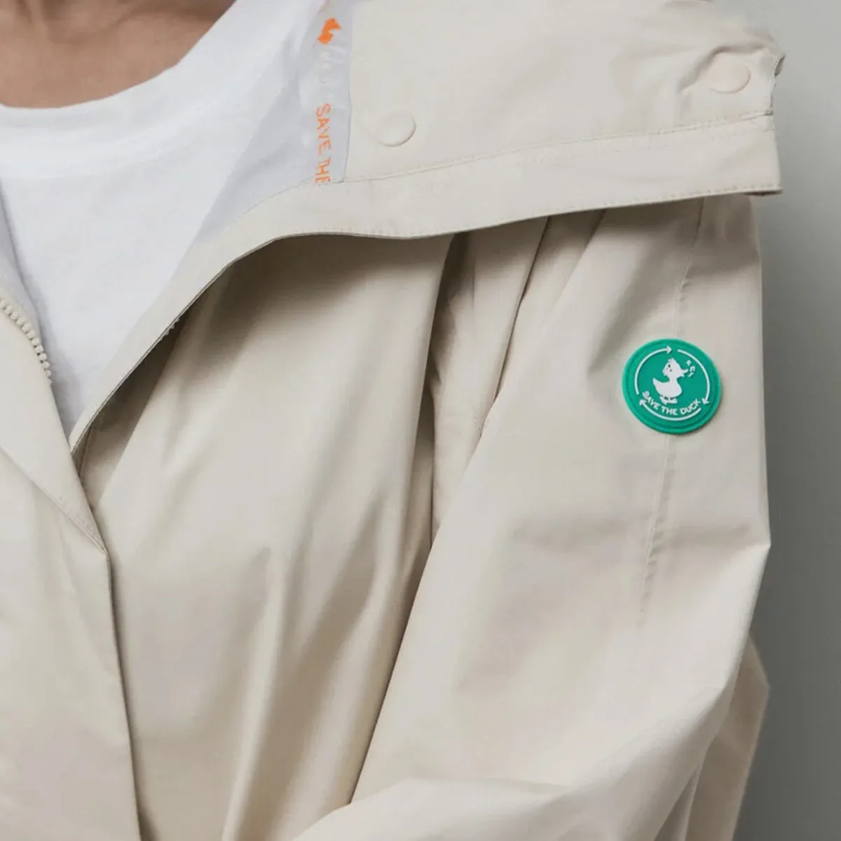 Women's Suki Hooded Rain Jacket In Shore Beige